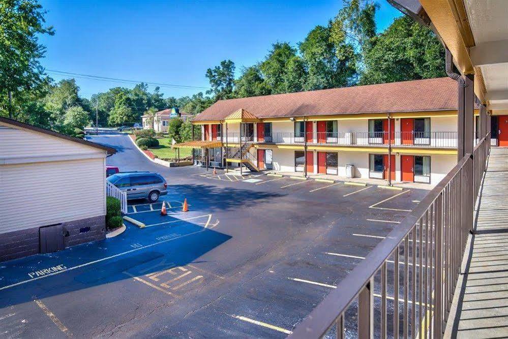 Americas Best Value Inn Aiken Exterior foto